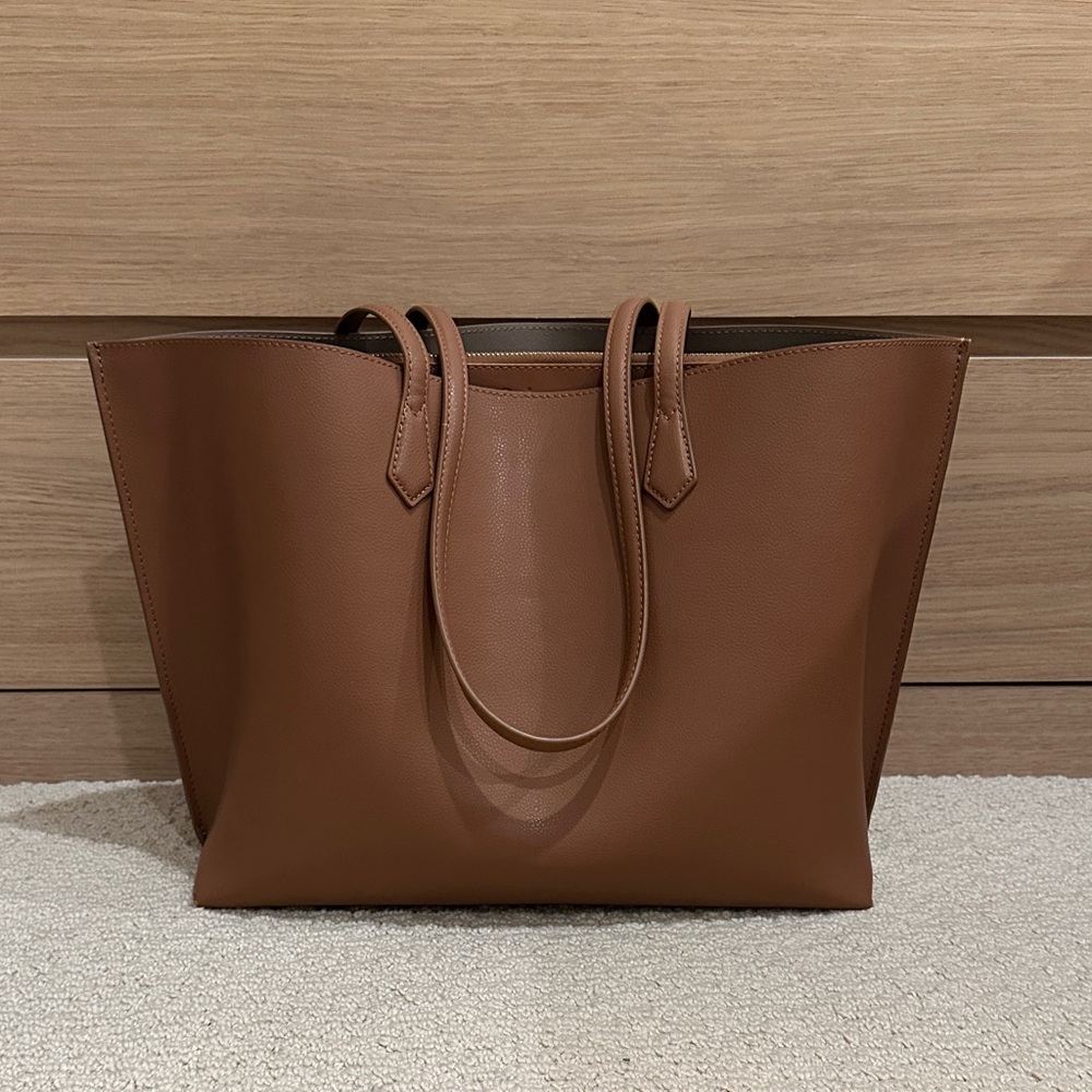 Quince Italian leather triple compartment shopper tote, cognac, EUC—like new!